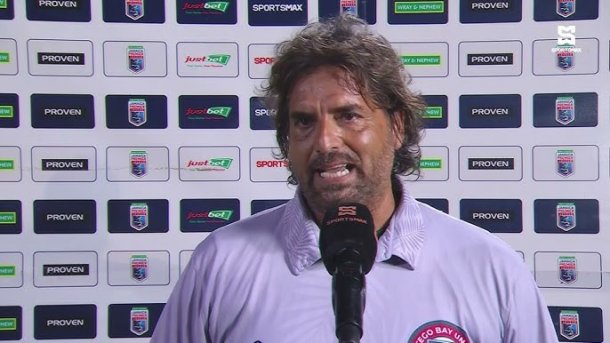 Rodolfo Zapata: "Los africanos son buenos y rápidos con la pelota pero se distraen mucho en lo táctico"