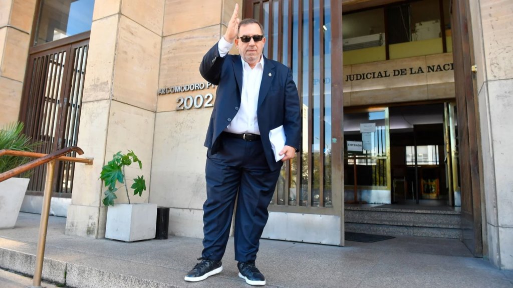 Carlos Maslaton: "Milei, los operadores o la hermana se equivocaron"