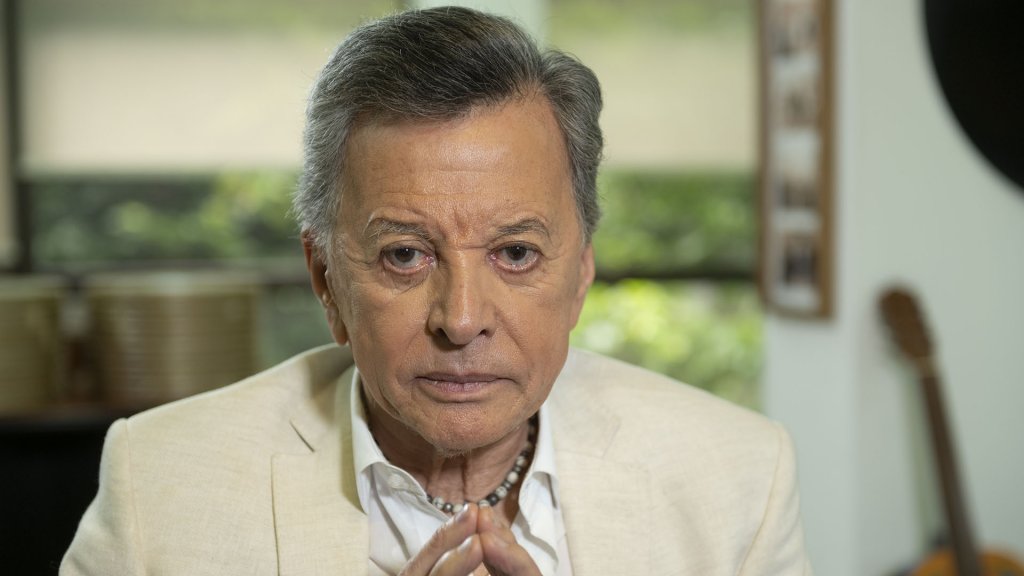 Palito Ortega: “A los 16 años me subí a un tren, y todavía me acuerdo del último abrazo de mi viejo”