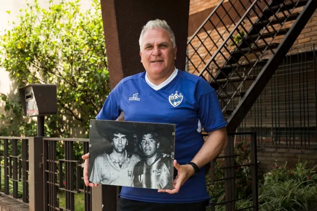 Conoció a Maradona en cebollitas y dejó de tener contacto antes que venga a dirigir a Gimnasia: “Lo material lo puede recuperar, pero le robaron ver a sus hijas, le robaron la sonrisa”
