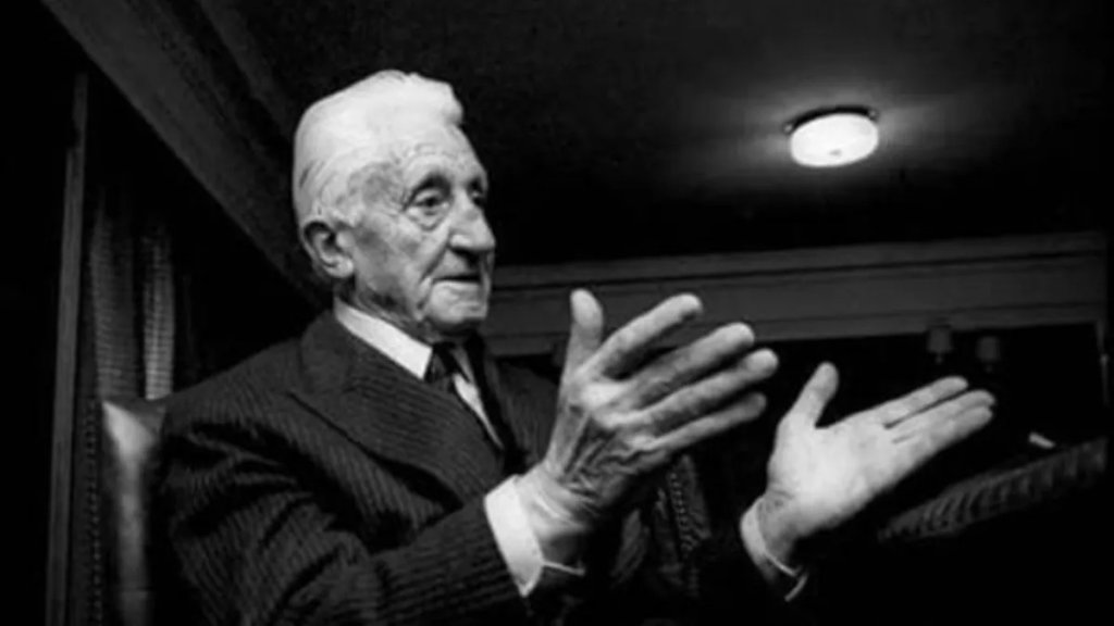 El nieto de Arturo Illia, tras 40 años de democracia: "Jamás defendería a una persona como Milei"