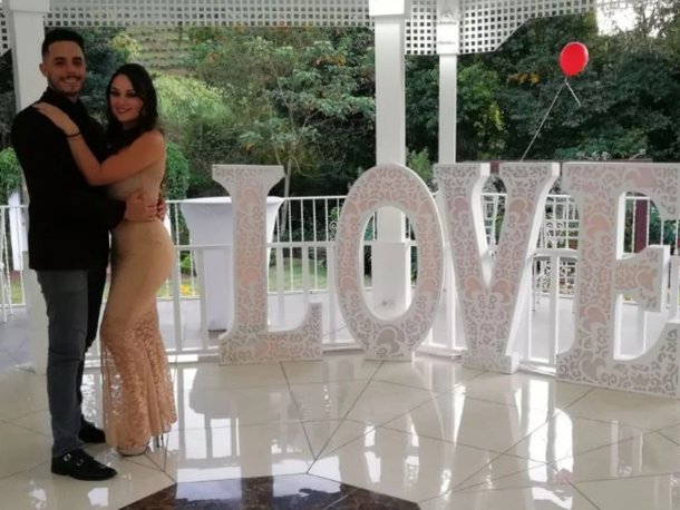 La abandonó su esposo pero recuperó la esperanza y gracias a su pequeña hija encontró al amor de su vida