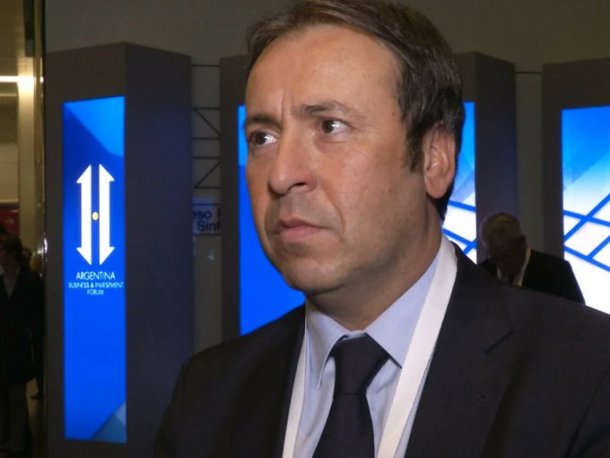 Guillermo Oliveto: "La sociedad encontró en el consumo un paliativo para la angustia, pero no estamos sanando el problema"