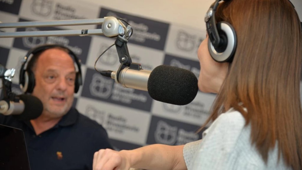 Volvé a escuchar el pase entre Baby Etchecopar y Cristina Pérez