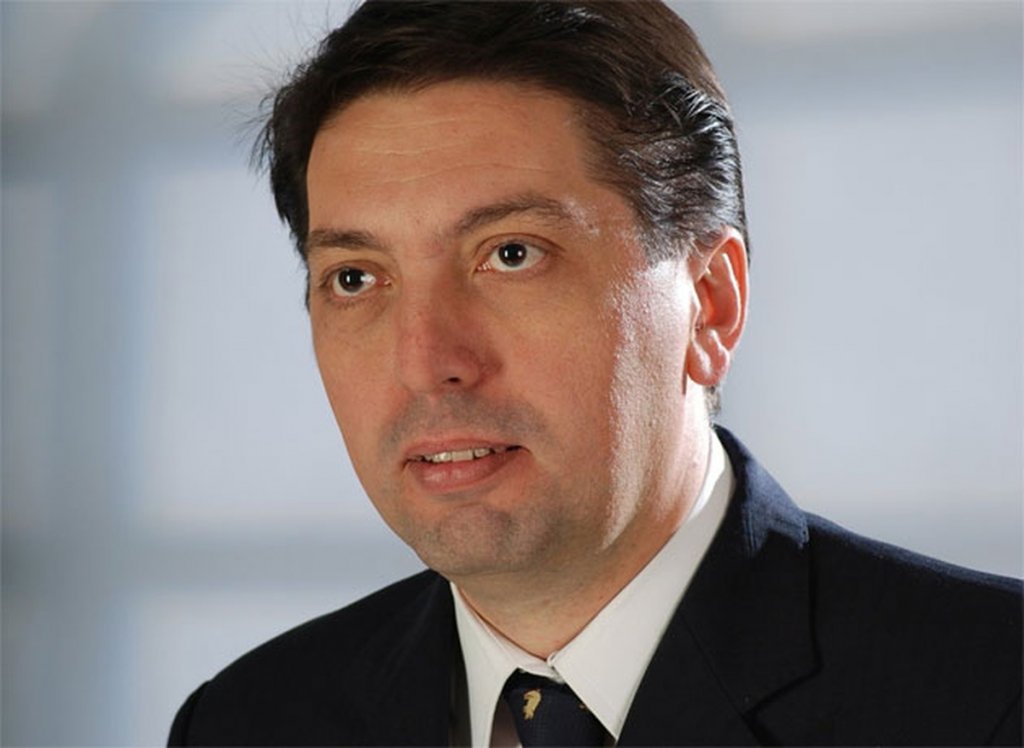 Gustavo Lazzari: "La economía no puede funcionar sin insumos y sin previsibilidad"