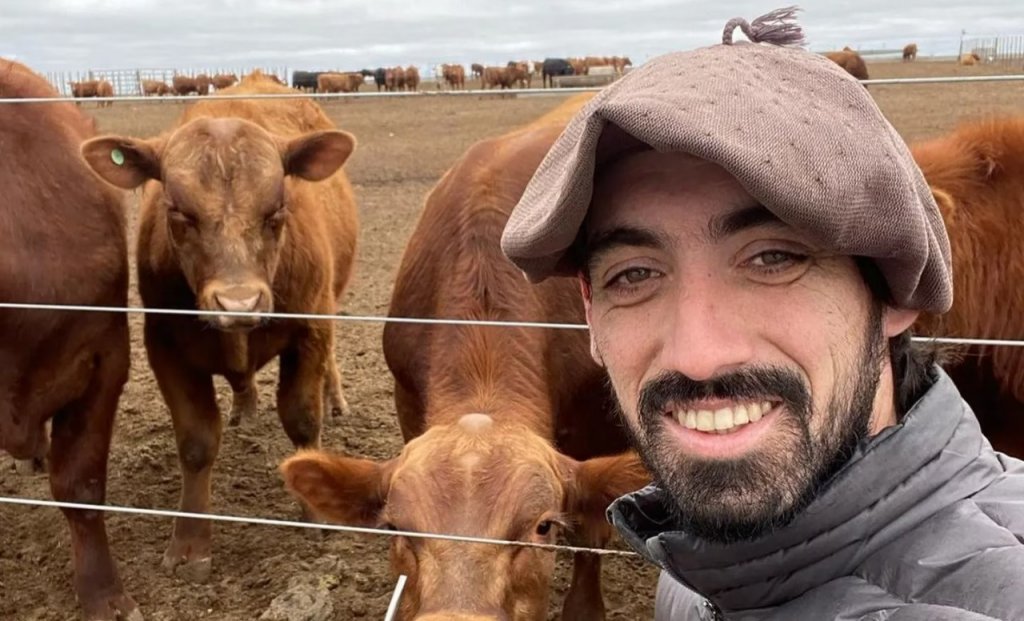 Facundo Manzoni: "Le gané al PJ en Viamonte (Córdoba) con un sulki, 49 afiches y muchas ganas"