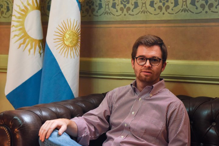 Nicolás Massot: &quot;Este es un gobierno sin iniciativa&quot;