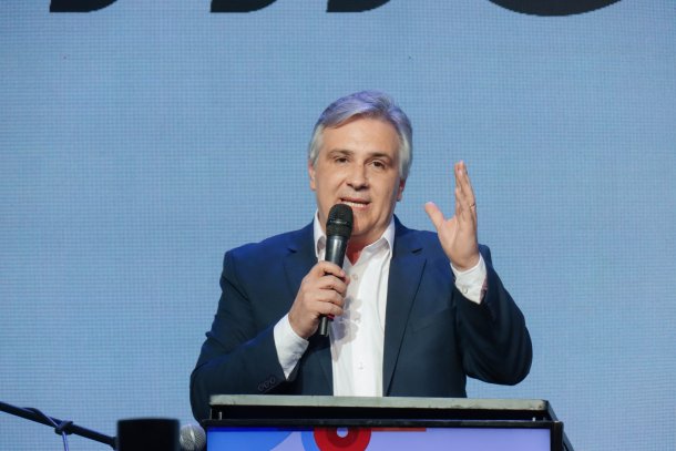 Llaryora cruzó a Milei por los recitales: "Necesitamos generar eventos para acompañar el turismo"