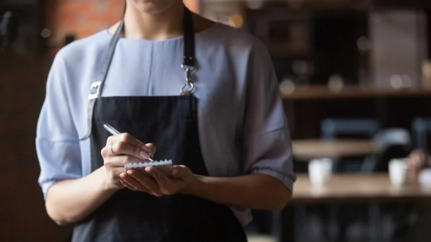 Dejó su currículum en una reconocida cafetería y recibió una propuesta para prostituirse: “Me ofrecían básicamente entrar en una red de trata”