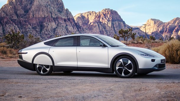 Auto eléctrico con recarga solar: es industria Argentina y fue creado por el ingeniero Nicolás Brizzio