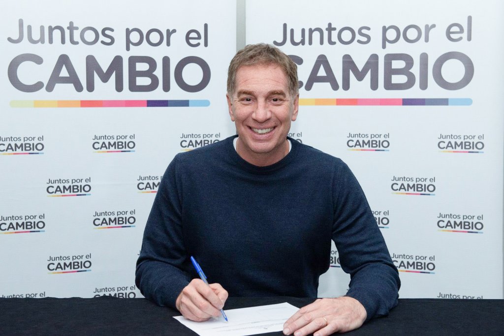 Diego Santilli: "Estoy a favor de DNU, hay que ayudar al presidente"