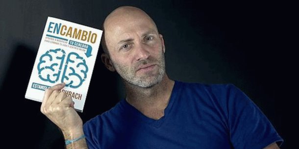 Estanislao Bachrach: "No encontré artículo científico independiente que diga que la vacuna del Covid sirva para algo"