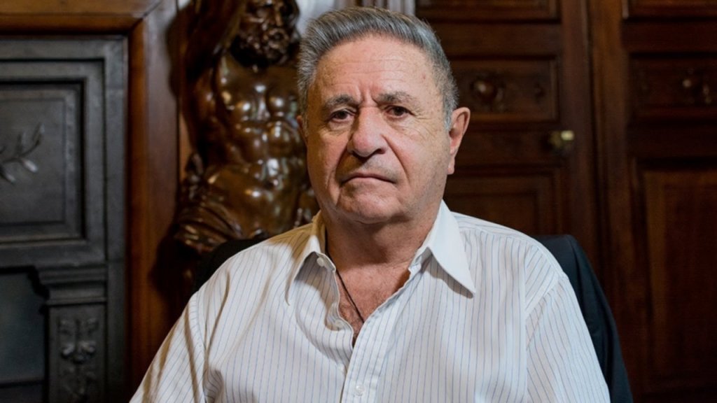 Eduardo Duhalde: "La gente siente rechazo por los políticos porque hacen las cosas mal"