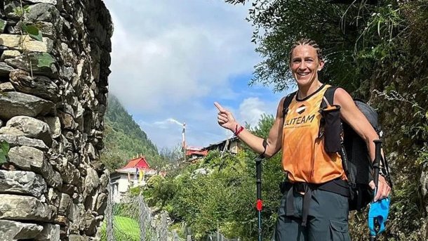 Es docente y fue la primera argentina en escalar una de las montañas más altas del mundo para dar visibilidad a la educación y su proyecto