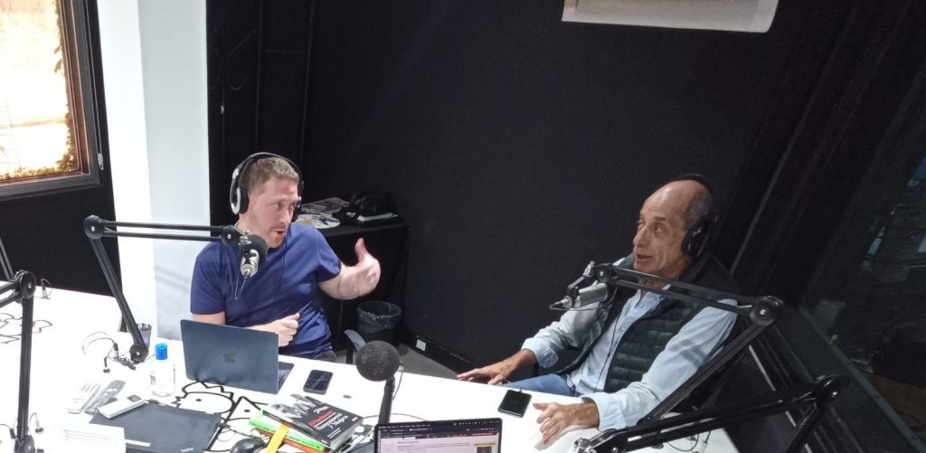 Reviví el pase entre Willy Kohan y Jonatan Viale con el humor de Ariel Tarico