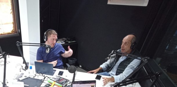 Reviví el pase entre Willy Kohan y Jonatan Viale con el humor de Ariel Tarico