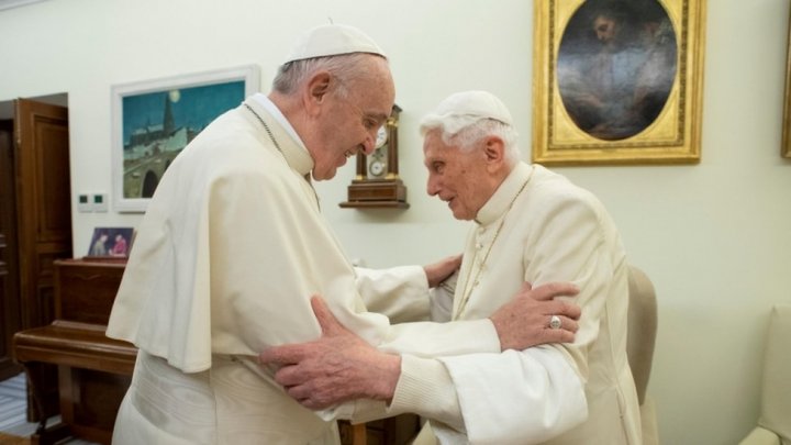 Muerte de Benedicto XVI: &quot;Francisco no puede no sentir un profundo amor por él&quot;