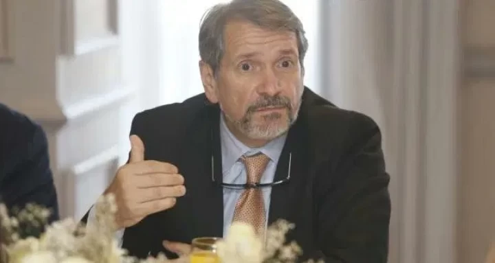 Hugo Magonza aseguró que con el decreto que prohíbe elegir la obra social "perjudican al sistema y desfinancian al sector"