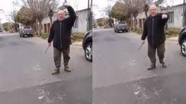 La Plata: Un bicicletero persiguió a un cliente con un machete porque no quiso hacer un arreglo