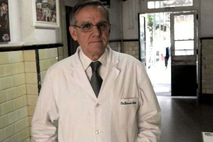 Eduardo López apuntó contra los antivacunas: &quot;La grieta está en aquellos grupos que pasan por encima del derecho colectivo&quot;