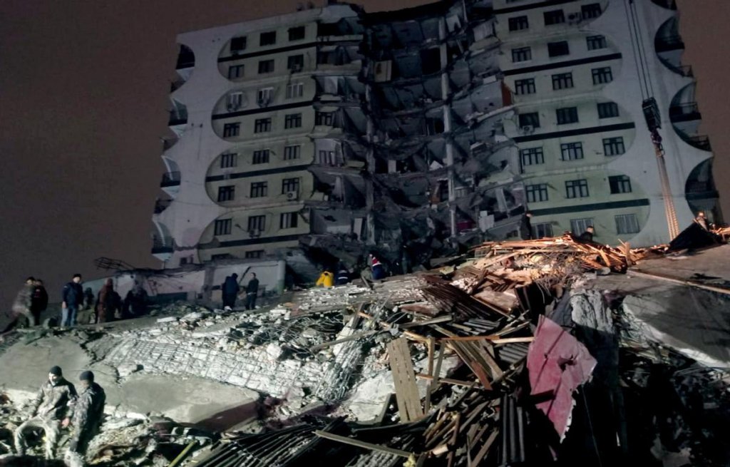 El día después del terremoto en Turquía y Siria: &quot;Las réplicas fueron muy importantes y se complica rescatar gente&quot;