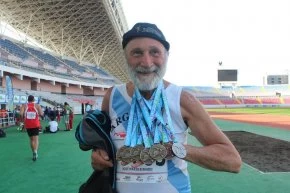 José María Berardi: "La gente que hace atletismo mejora su vida"