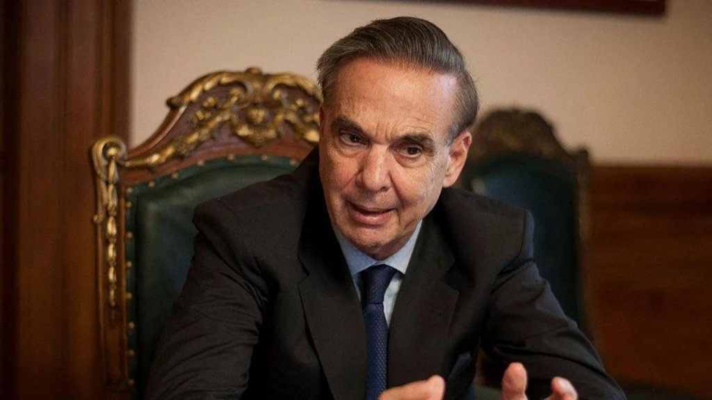 Miguel Ángel Pichetto: "El blindaje recuerda a los peores momentos previos a la crisis del 2001"