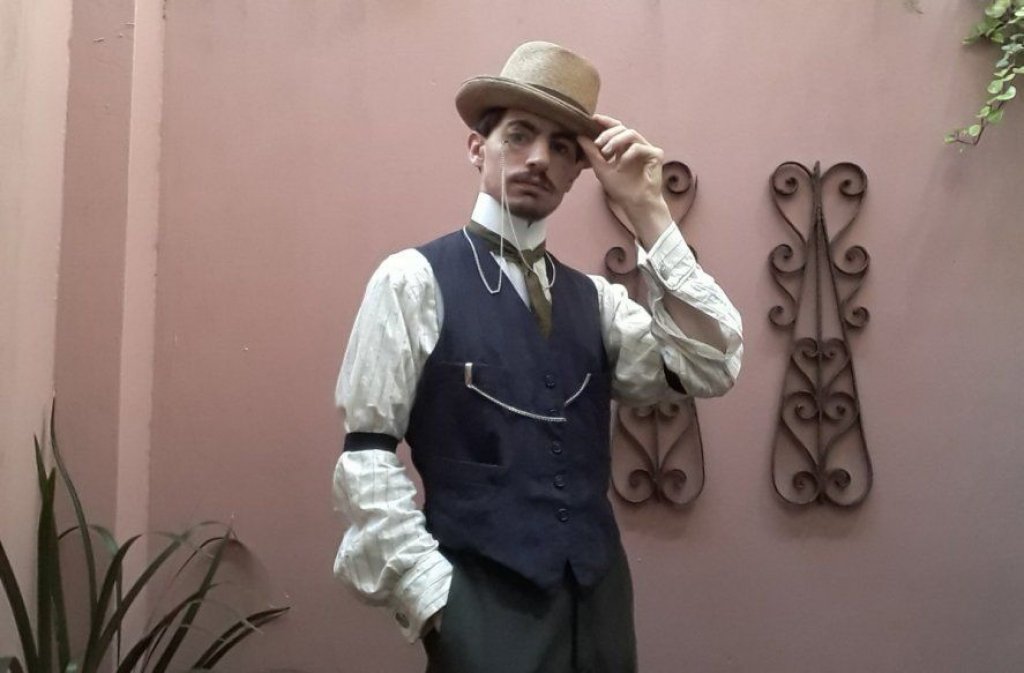 Santiago Pellegrini: "Sigo toda la moda de 1920"