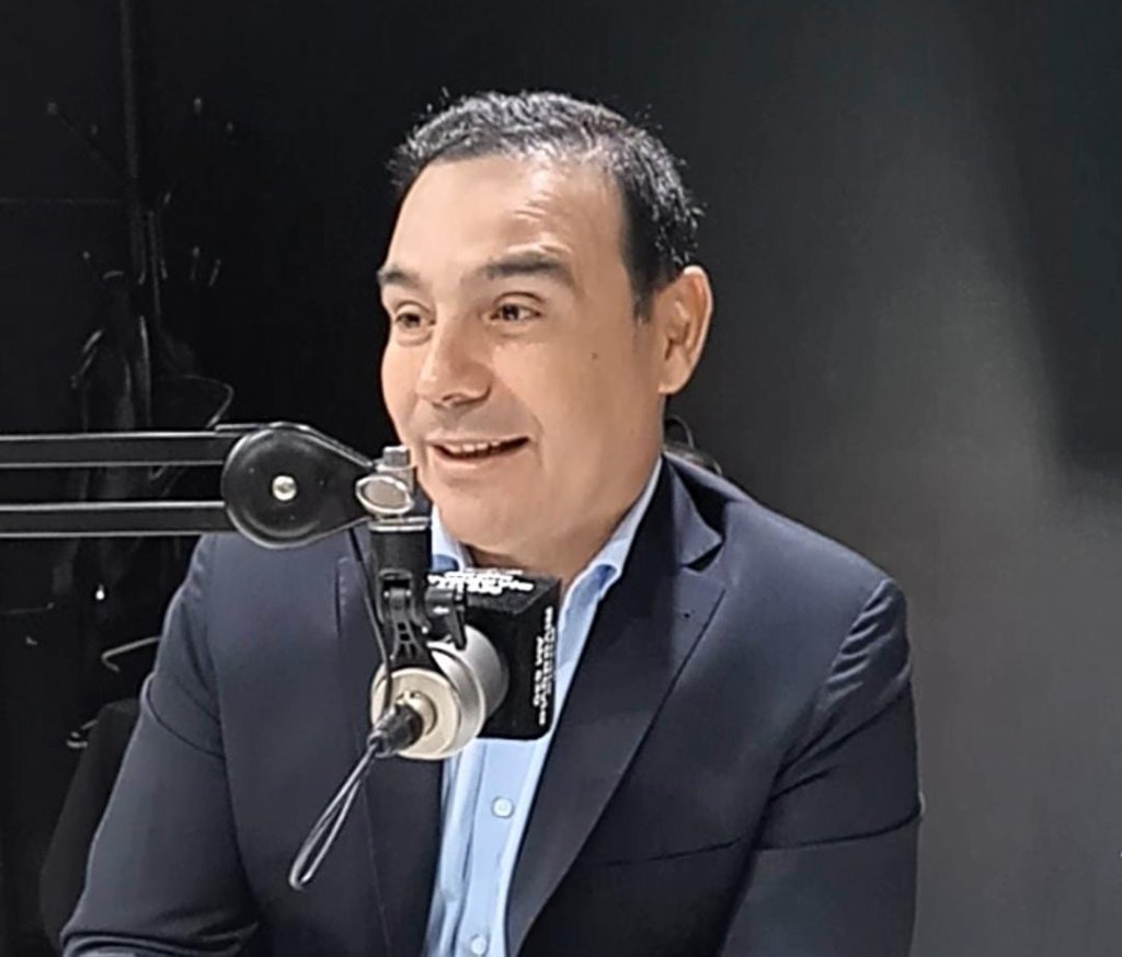 Gustavo Valdés: "Se están despidiendo con un piñazo para todos"