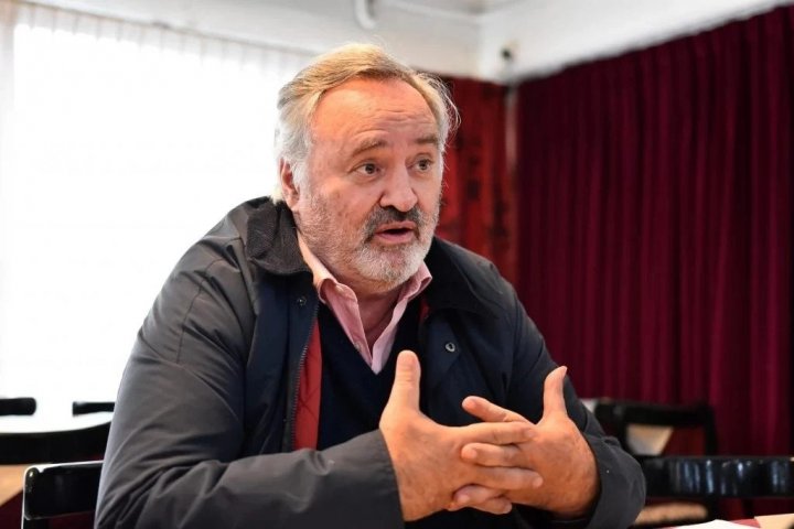 Joaquín de la Torre: &quot;Al seguir creando cargos públicos sólo se beneficia la política, no la gente&quot;