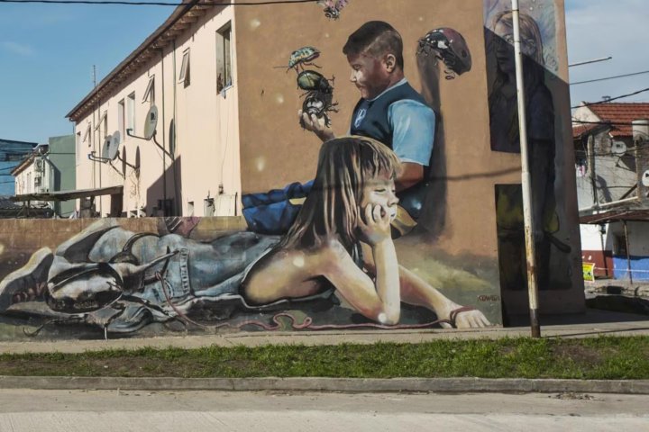 Pintan la Isla Maciel con arte urbano