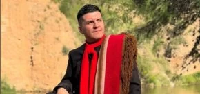 Nicolas Villa: "Cuando aprendí a tocar la guitarra tenía mis miedos e inseguridades"