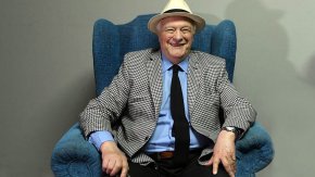 Los recuerdos de Héctor Larrea en los 97 años de Radio Rivadavia