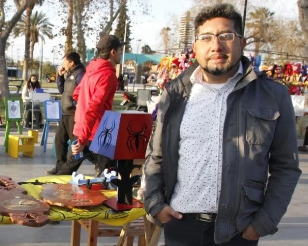 Ejemplo de superación: Es ex convicto y ayuda a las personas presas a formar un nuevo proyecto de vida
