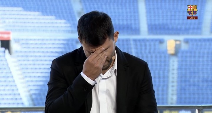 El Kun Agüero anunció su retiro del fútbol