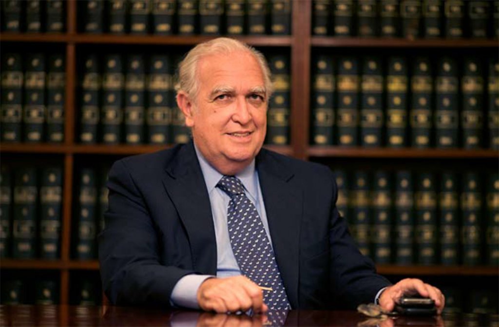 Ricardo Gil Lavedra: "La Constitución marca como un gran camino el cual puede ser transitado por gobiernos de distintas ideologías"