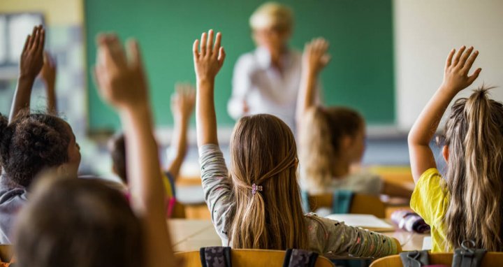 Flavio Buccino sobre la educación: “Estamos en una situación muy compleja y no es un tema central en el debate público”