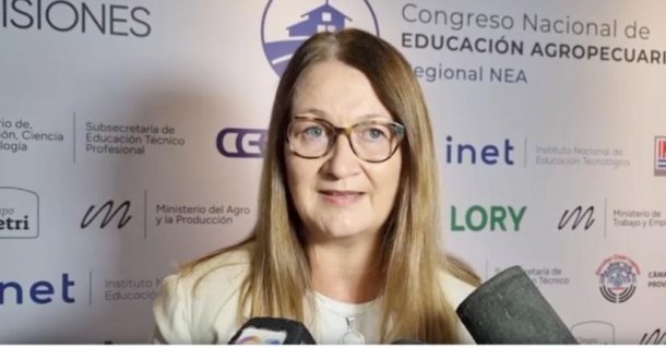 Sandra Wozniuk: "Es necesario habilitar espacios de encuentro y de diálogo para el espacio educativo agropecuario"