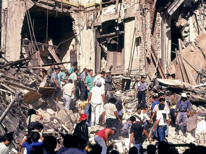 El recuerdo de un sobreviviente del atentado a la Embajada de Israel: "Había un vínculo muy cercano entre todos"