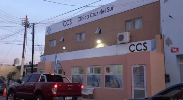 ¡Se equivocaron de muerto! Falleció su padre y cuando fue a buscar el cuerpo lo estaba velando otra familia