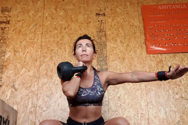 "Hacía muchas cosas para evadir mis problemas hasta que el cuerpo dijo basta"; la historia de Elizabeth Sanz
