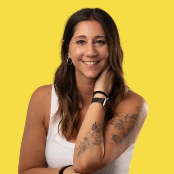 Elena Alonso: "Lo mejor que uno puede hacer uno si tiene pesos es hacer una inversión que me asegure tazas de interés mas alta durante mas tiempo"