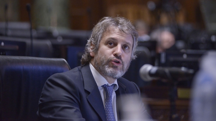 La ciudad anunció el regreso del "régimen habitual" de clases en todos los niveles