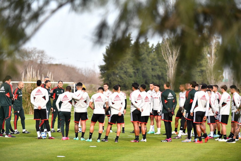 Omar Labruna: "River rinde de local de una forma y de visitante le está costando un poquito más"