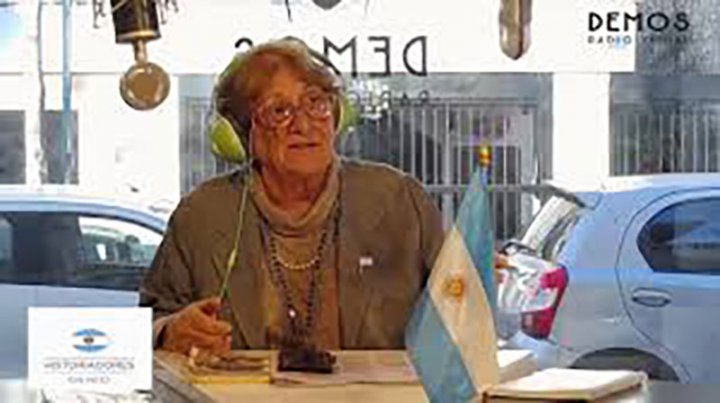 Cristina Mirabelli: &quot;En mis libros dejo unas páginas en blanco para que cada uno escriba su historia&quot;