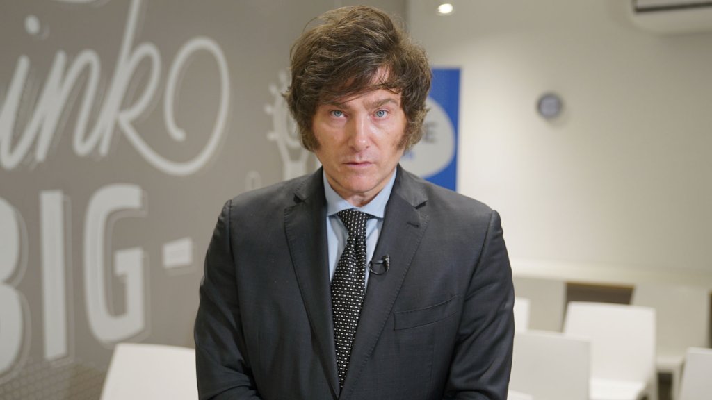 Javier Milei: "Creo que hay que hacerle juicio político a Alberto Fernández"