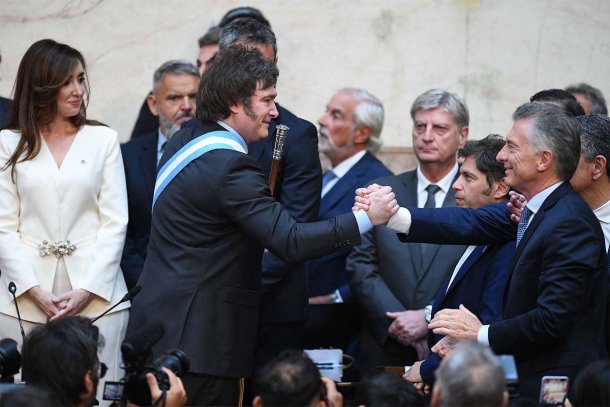 Anibal Urios: "Milei y Macri pasan el peor momento desde que se conocen. No se entiende la interna del PJ en la provincia de Bs. As"