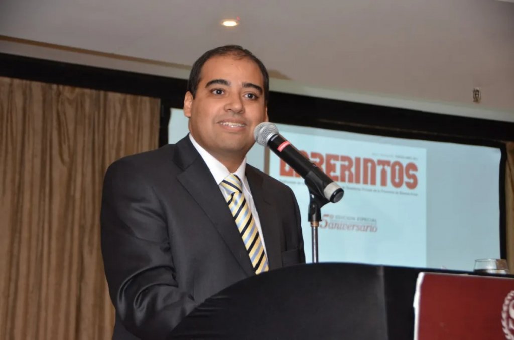 Martin Zurita: " Por la crisis económica se inscribe casi un 20% menos de niños en los colegios y el atraso en el pago de los colegios privados es del 25%"