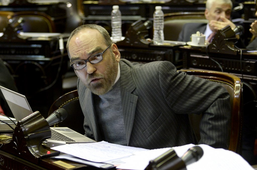Fernando Iglesias: "Espero que paren este paro vergonzoso, récord y decretado de una forma ridícula"