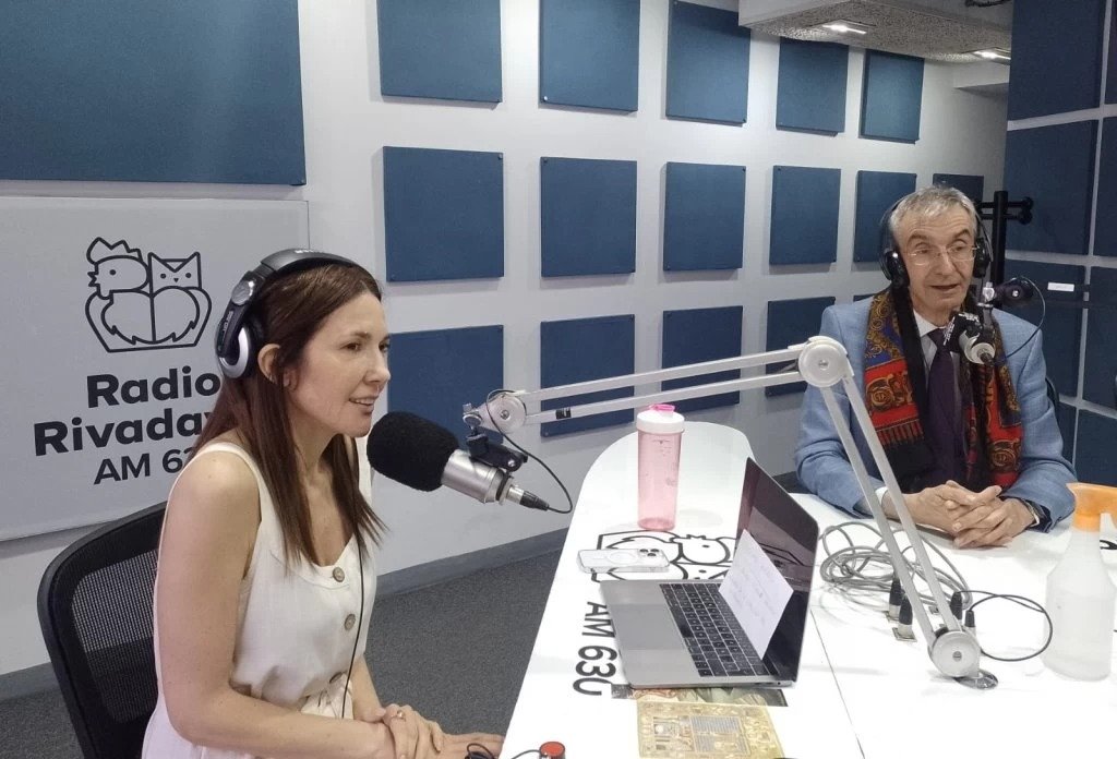 El humor de Ariel Tarico: La bendición de Carrió